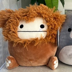 8in Benny the Bigfoot squishmallow
